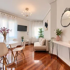 Apartment Vivienda Turistica Junto Al Ayuntamiento, Bilbao